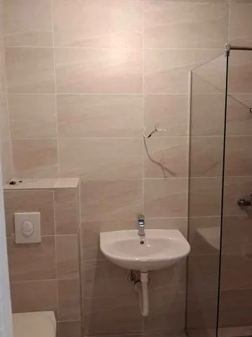 Zweizimmerwohnung in einem neuen Gebäude im Zentrum von Budva — photo 9